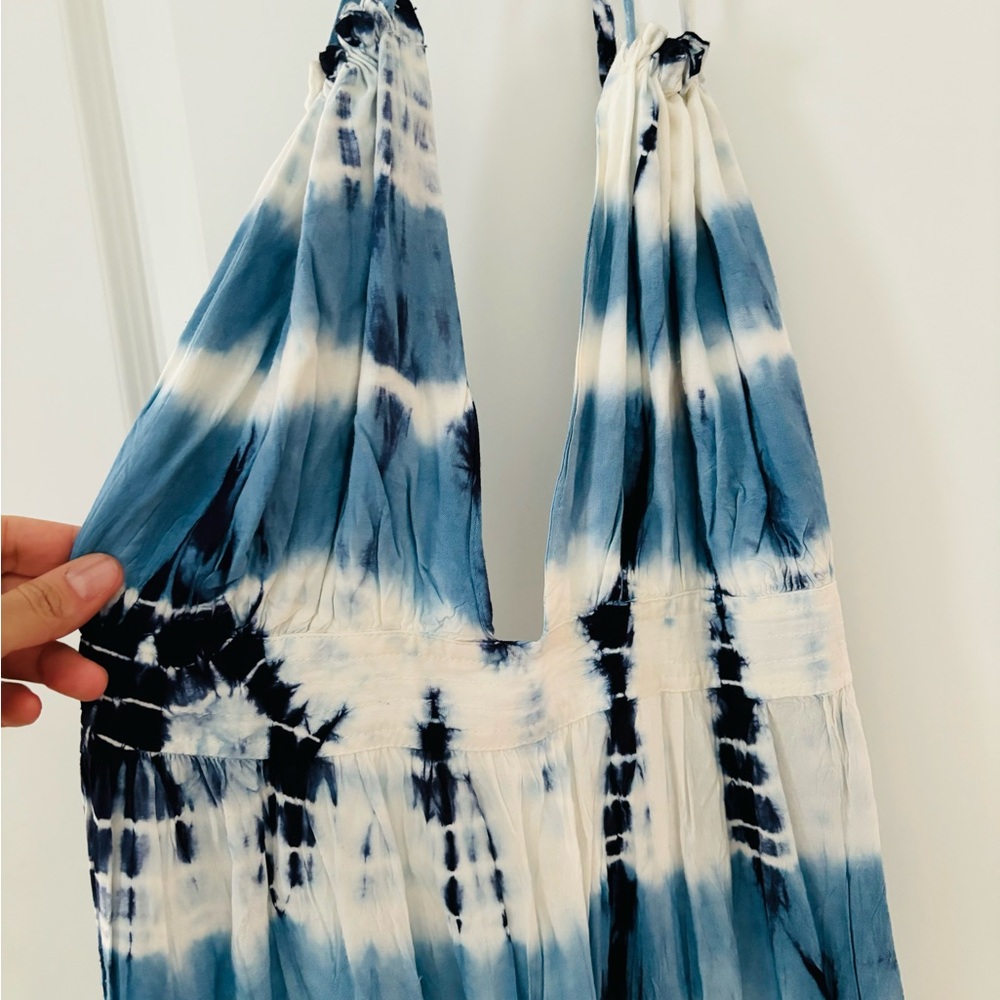 BoHome Navy Blue Tie Dye Halter Ruffle Dress. Size Medium.